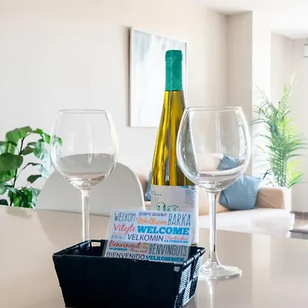 Moderno Con Vistas Al Mar En Apartamento Valência