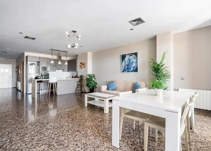 Moderno Con Vistas Al Mar En アパート